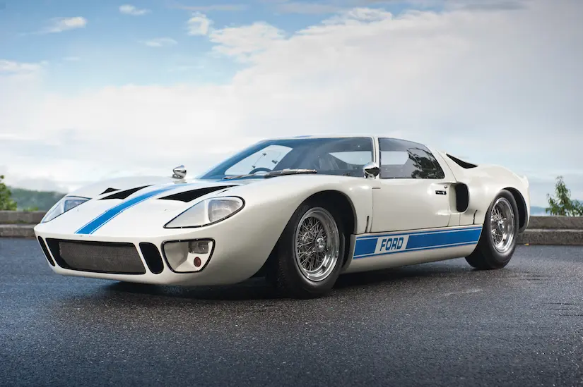 carroceria ford gt40 en fibra de vidrio - Cuál es la velocidad máxima del Ford GT40