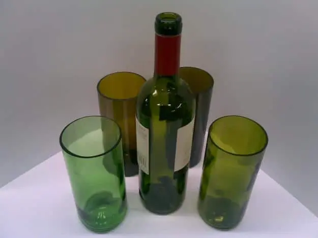 como se hacen los vasos de vidrio con botellas - Cuántos vasos equivale 1 botella