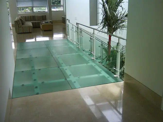 pisos de vidrio - Qué tipo de vidrio se utiliza para piso